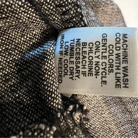 Cato Gray Women's Long Sleeve Button Up Shirt with Beautiful Beading. Size Large - Picture 6 of 8